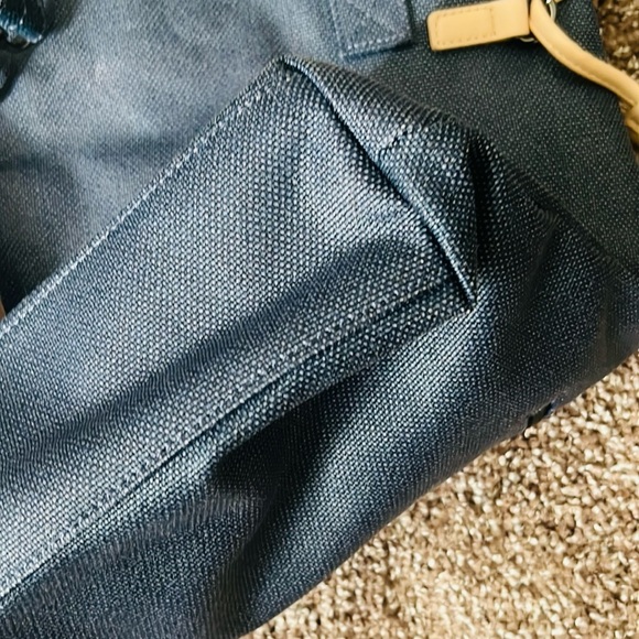 Sherman Tempest Convertible Travel Tote - Picture 11 of 16